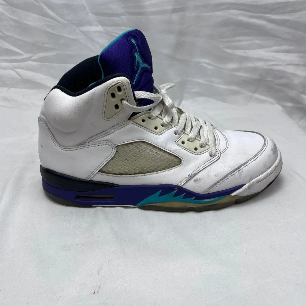 Jordan Retro 5 Grape Basketball White Emerald Grape Ice Sneakers 136027-108